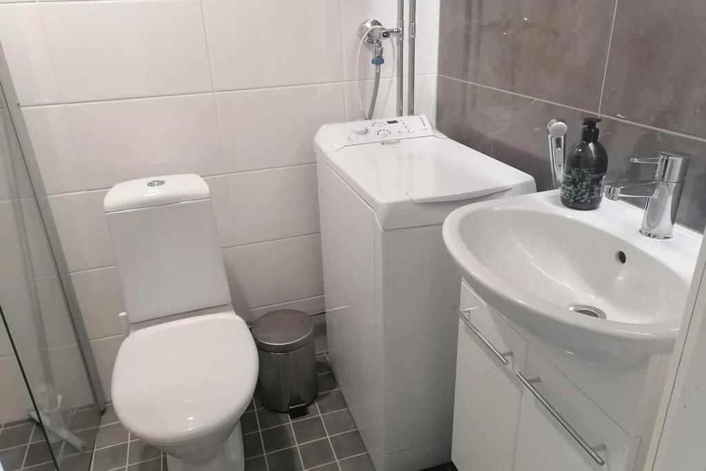 Muurame High Rise Cottage מראה חיצוני תמונה